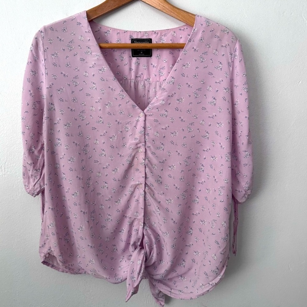 Abercrombie & Fitch pink floral print tie front blouse Size Medium